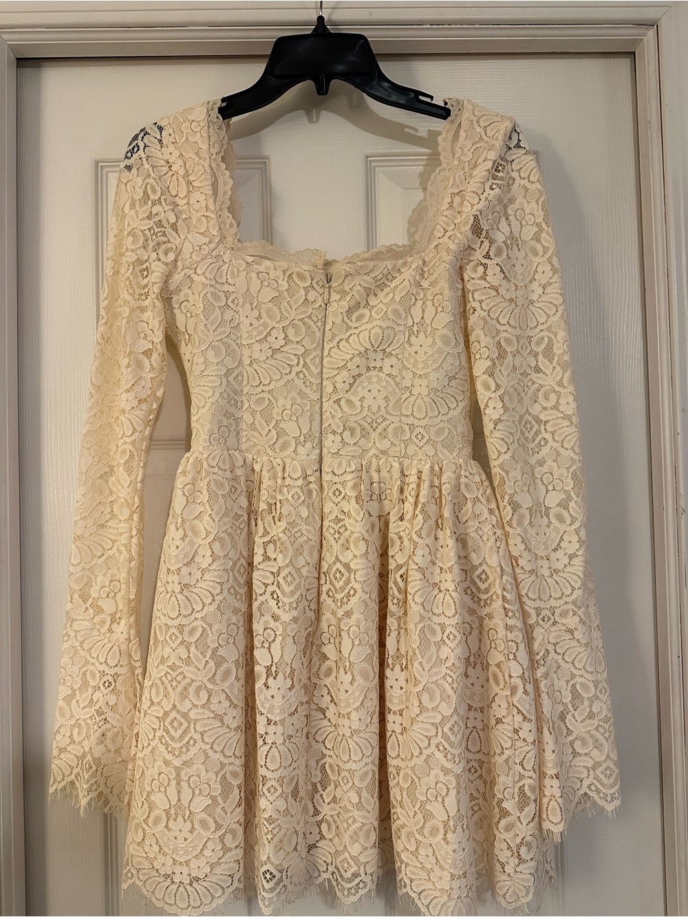 House of CB Fae Lace Long Sleeve Dress - Picture 6 of 16